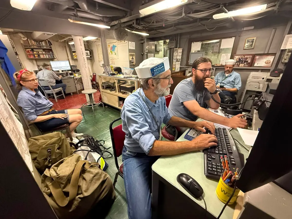 W2PE radio room aboard the USS Little Rock